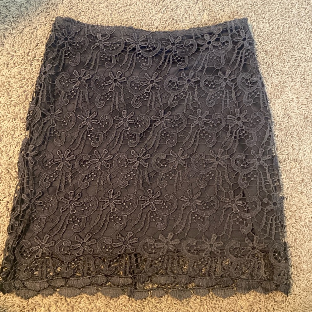 Adorable lace mini skirt